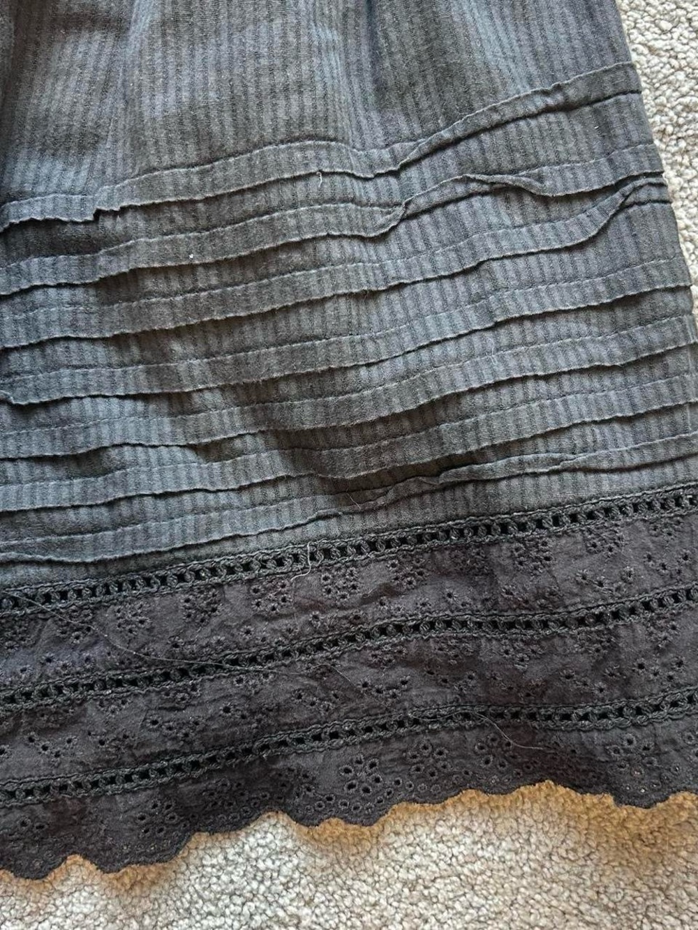 Grey Ruffle Lace Skirt - Picture 2 of 4